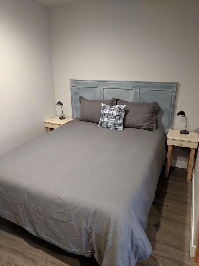 Eastside Guesthouse And Bivy Бишъп Екстериор снимка